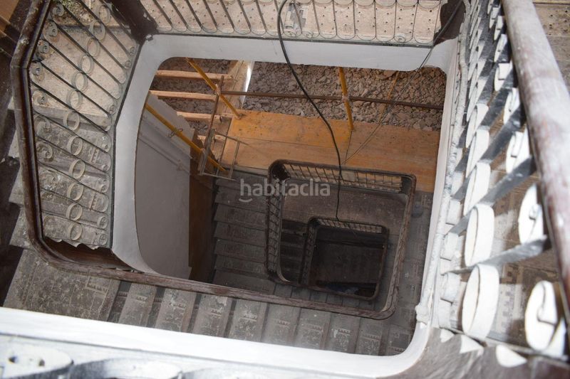 Foto 6c20bbfe-85de-41db-84a4-75d5e270e99d. Edificio en Casco Antiguo - Sta. Cruz - Ayuntamiento Alicante