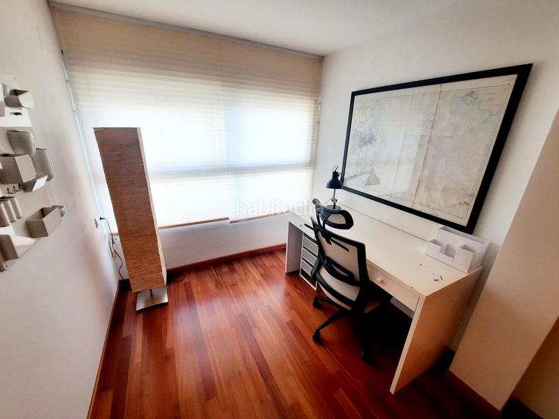 Foto c0ccfc17-339a-48c1-bb6e-ab0f2fe95741. Appartement dans calle sol naciente 18 dans Albufereta Alicante