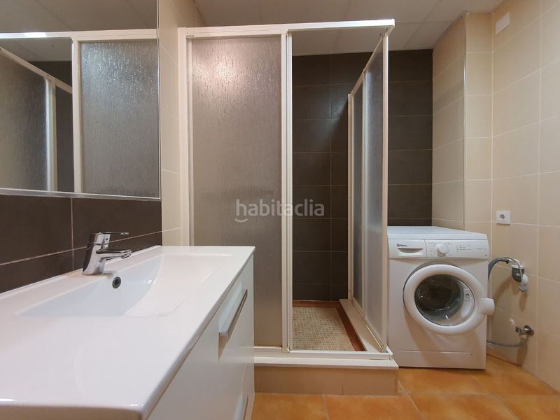 Foto 178a2b50-6560-473c-a3ad-6d315dbaa504. Edificio en calle colon 12 en Barrio del Centro Alicante