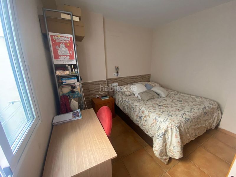 Foto 9ed4de1a-ece5-49e8-b310-54a5a1e8e686. Edificio en calle colon 12 en Barrio del Centro Alicante