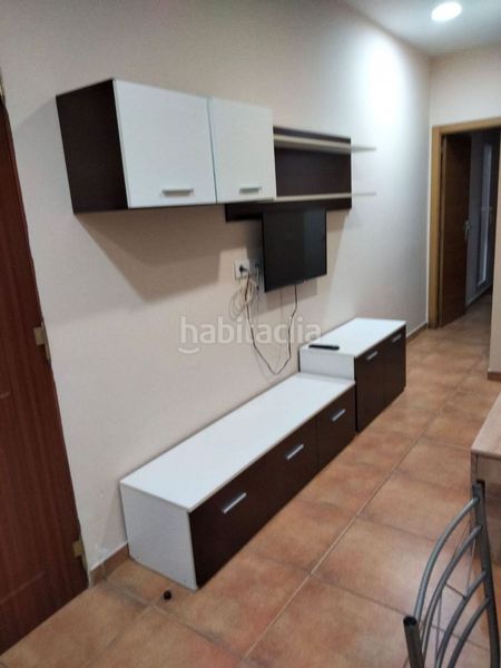 Foto f2362422-5efd-4b2a-8fa7-2e7b2d9b4e6b. Edificio en calle colon 12 en Barrio del Centro Alicante