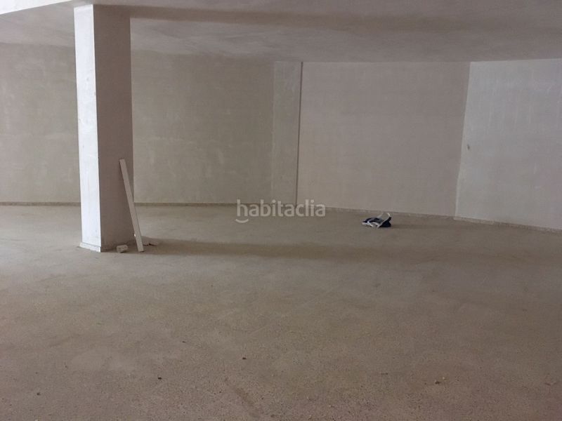 Foto 28829d87-0c6f-4132-9cc0-7016a1f9f70c. Local comercial a Campello Playa Campello (el)