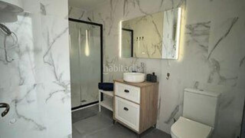 Foto 95df45f2-c80e-48bf-89f1-f5f5fca65855. Appartement dans calle doctor buades 18 dans Carolinas Altas Alicante