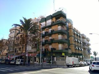 Edifici  Avenida dama de elche 12. Oportunidad de inversión hostal en funcionamiento con alta renta