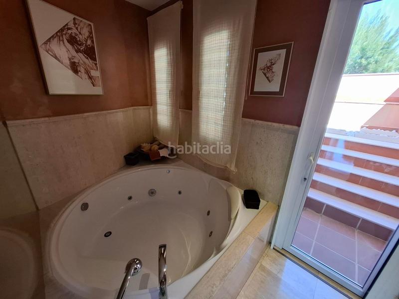 Foto c82e8d8d-2355-4c15-bd3d-352ce8c2c966. Chalet with heating parking pool in Cabo de las Huertas Alicante