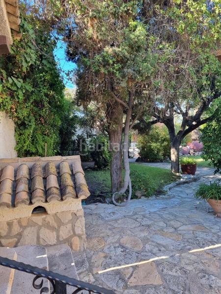 Foto 6c2a549a-0bed-4968-b53d-68647272adbc. Chalet mit parking pool in Vistahermosa Alicante