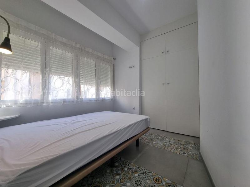 Foto f0a4be78-c7b6-4d69-bf9e-f7c9bd4ce2fe. Edificio in Ensanche-Diputación Alicante