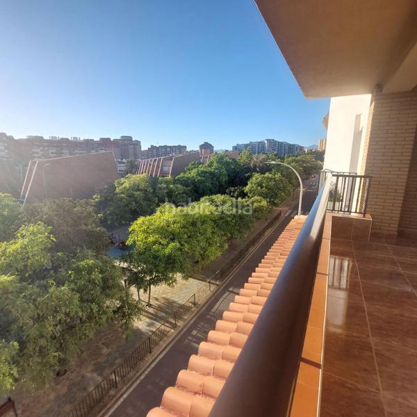 Foto 3378631c-20d1-4d39-9a25-5cdbe71b9922. Édifice dans calle ceuta 40 dans San Blas Alicante