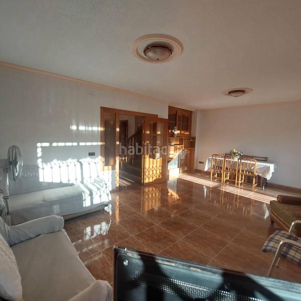 Foto 4ee54c9b-cbc8-48cd-80ce-1967ab510189. Édifice dans calle ceuta 40 dans San Blas Alicante