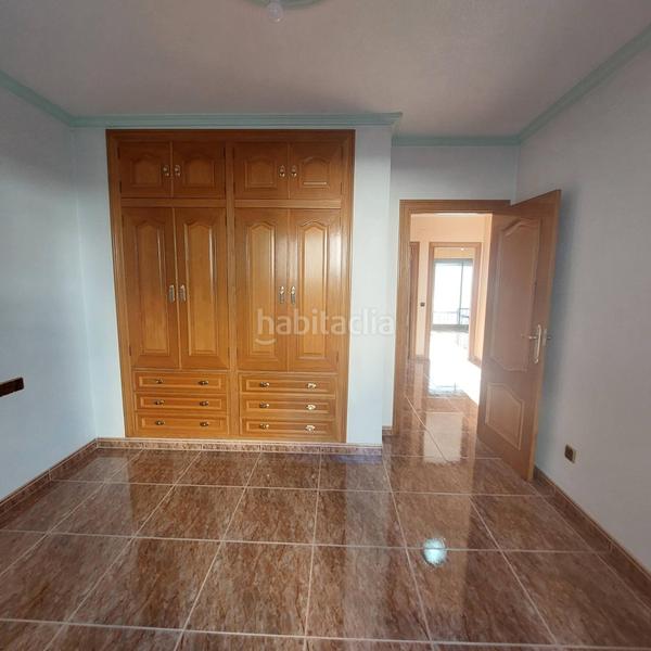 Foto 6377eb18-a025-48ab-95cd-39fae687abac. Édifice dans calle ceuta 40 dans San Blas Alicante