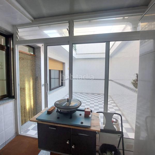 Foto 7586266b-bca0-4a6b-8437-5cc78e917925. Édifice dans calle ceuta 40 dans San Blas Alicante