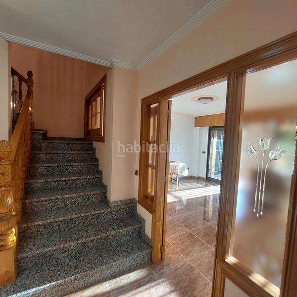 Foto 8e1fa36b-dcb5-43f7-8a6d-0b62b7b62aa2. Édifice dans calle ceuta 40 dans San Blas Alicante