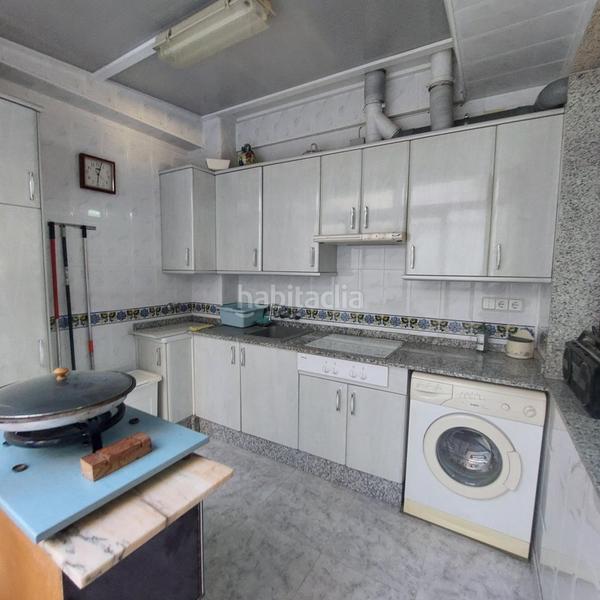 Foto c799f1ed-b8aa-42ff-b32b-2c5897f69889. Édifice dans calle ceuta 40 dans San Blas Alicante