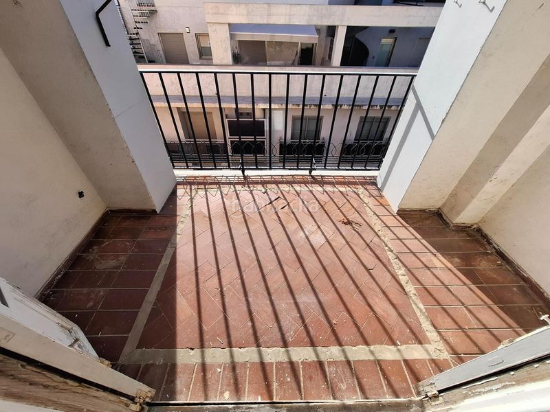 Foto 200d047a-9ce6-4807-83aa-77fe8740e115. Pis a Barrio del Centro Alicante