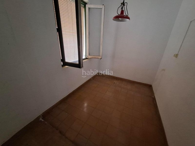 Foto 57794aff-532c-4df2-b94a-81f1d06c5c94. Pis a Barrio del Centro Alicante