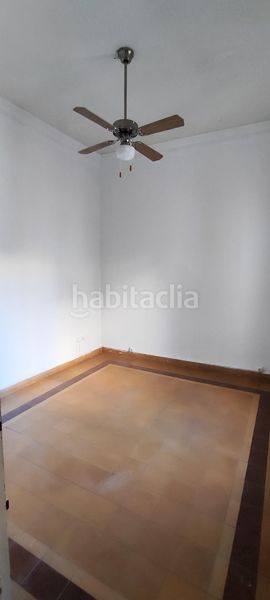 Foto 5bd03ca3-3273-4e47-a639-b09efd3068c6. Pis a Barrio del Centro Alicante