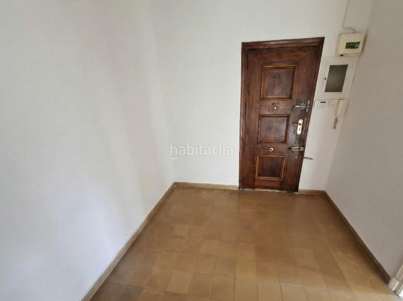 Foto ac75bc75-b7ed-41c2-b280-9a3afe334783. Pis a Barrio del Centro Alicante