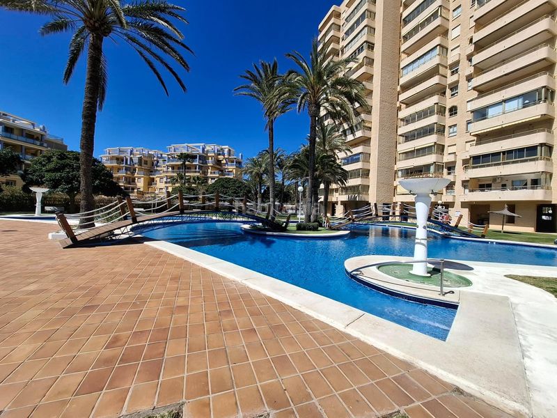 Foto 0aae60cb-09c0-429e-a526-78a888eff11f. Apartament amb aparcament piscina a Playa Muchavista Campello (el)