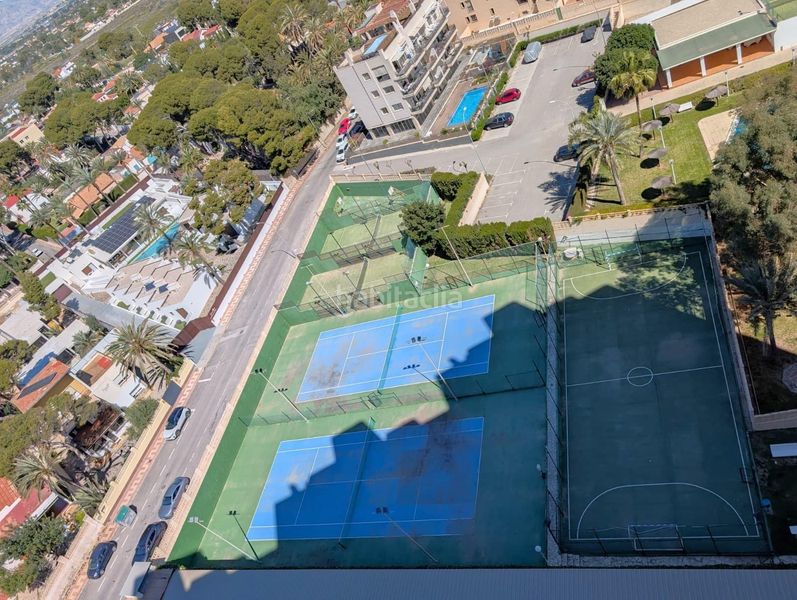 Foto eff0d223-b9e7-47fb-a6e6-8fc253733e5a. Apartament amb aparcament piscina a Playa Muchavista Campello (el)