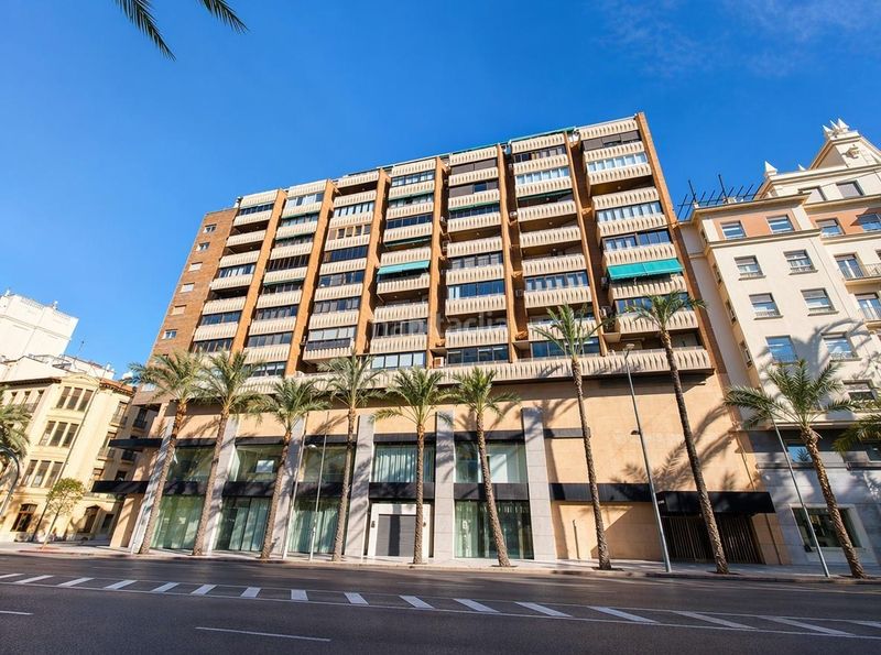 Foto d36ac952-fee1-4c9c-abd0-50987953d18d. Pis amb aparcament a Barrio del Centro Alicante