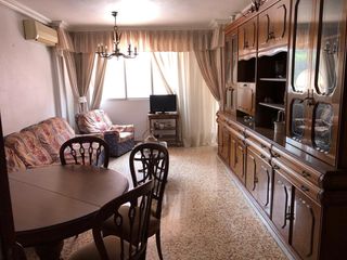 Miete Etagenwohnung in San Juan. Piso para estudiantes céntrico