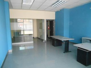 Location Local commercial à Barriomar-La Purísima. Se alquila local arreglado en barriomar