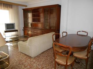Piso en El Carmen. Se vende piso en b. carmen