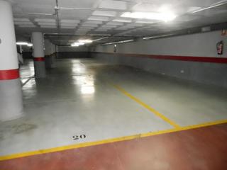 Parking coche en Ronda Sur