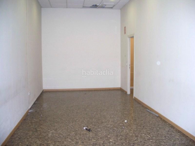 Foto 2351615e-1d3a-43af-980c-6c7ace17860c. Alquiler local comercial se vende local en b. carmen en Murcia