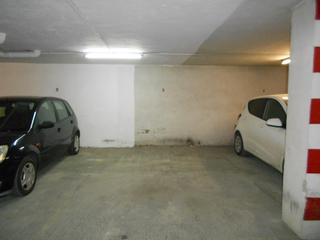 Car parking in El Carmen