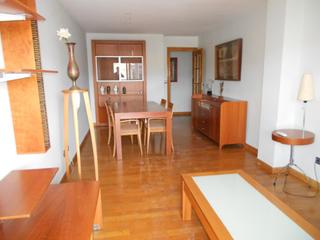 Location Appartement à El Carmen. Se alquila piso en b. carmen