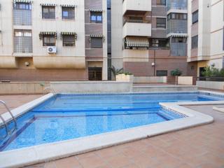 Rent Flat in Juan Carlos I. Amplio piso en juan carlos i