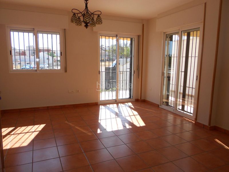 Foto 38699e2b-f15a-4e3b-8d62-c1bd66d76039. Casa aparellada amb calefacció aparcament a El Palmar Murcia