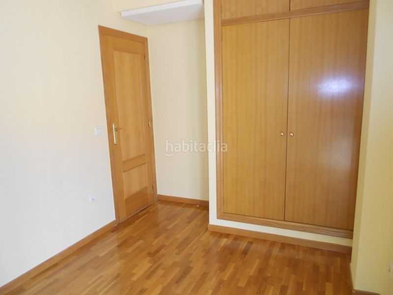 Foto d34037df-e6c0-4a2b-b04a-819a1e46ac33. Casa aparellada amb calefacció aparcament a El Palmar Murcia