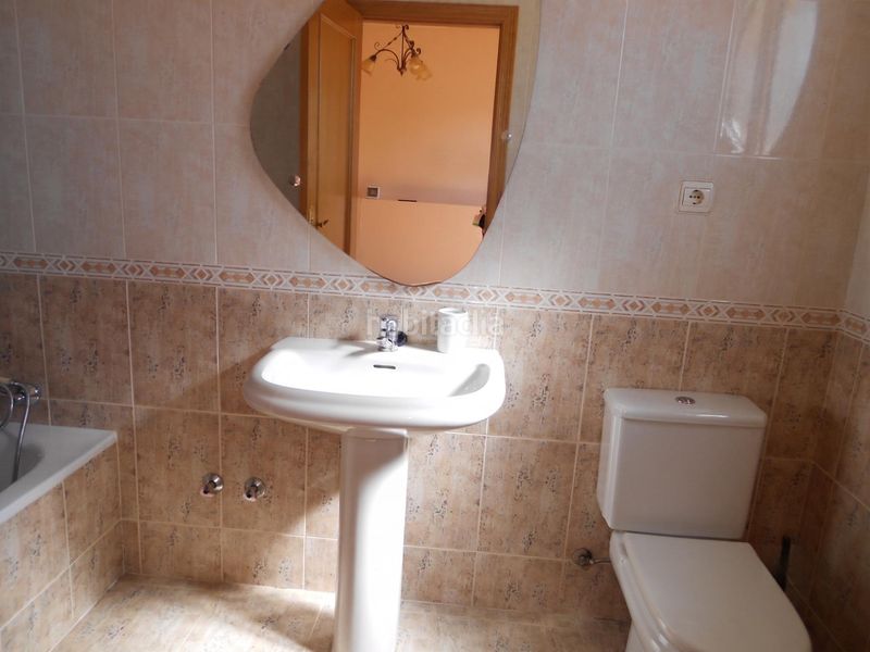 Foto e50bfae4-1d0c-4165-a3d9-4969b7445400. Casa aparellada amb calefacció aparcament a El Palmar Murcia