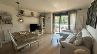 Pis  Calle arcadi balaguer. Finca seminueva con terracita