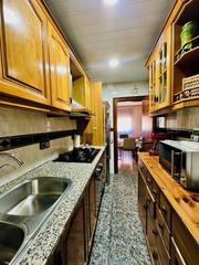 Etagenwohnung  Calle de pelai. Tu primer piso en castelldefels