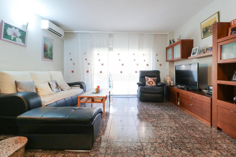 Foto 86d9a7c0-421d-43b6-a504-f0fbe5842cb6. Casa adosada la casa adosada que busca tu familia en Castelldefels