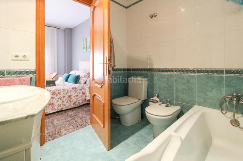 Foto b19426b5-5583-46e3-ade0-a8e36bea2ce7. Casa adosada la casa adosada que busca tu familia en Castelldefels