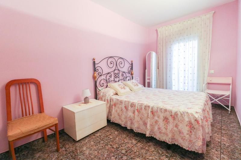 Foto c95a1f1d-b6db-4706-a58f-29baf18fa049. Casa adosada la casa adosada que busca tu familia en Castelldefels