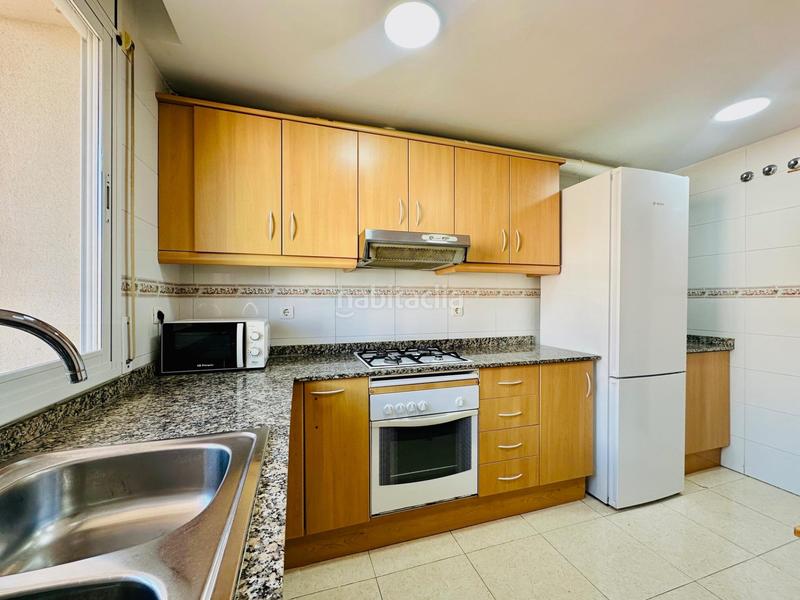 Foto a6b84f18-6132-43fd-9f48-8422f024a5e7. Duplex with parking in Castell-Poble Vell Castelldefels