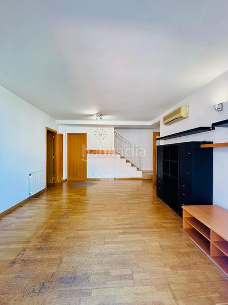 Foto ea4ee663-f349-4109-b265-a253194d6f80. Duplex with parking in Castell-Poble Vell Castelldefels