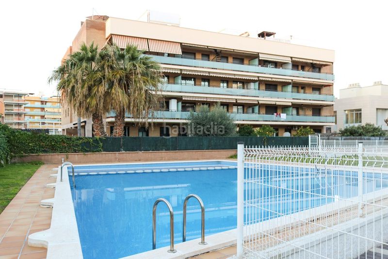 Foto 06b7d505-cb72-48b0-bd18-16c9093bb8e8. Pis amb calefacció aparcament piscina a prat de Cunit Cunit