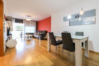Etagenwohnung  Avenida castell. Tu oasis en cunit