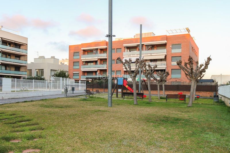 Foto 873829d1-650a-4023-a3d6-a0b436933824. Pis amb calefacció aparcament piscina a prat de Cunit Cunit