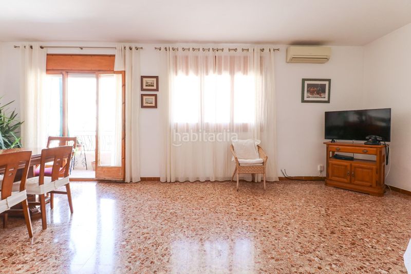 Foto 6cbc1fad-4543-4371-8ecd-94f3967cdb9f. Àtic a La Roureda Viladecans