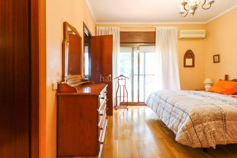 Foto 82c0ee27-8a7e-4e99-8a8e-9d02ca63b25f. Casa amb calefacció aparcament piscina a Bellamar Castelldefels