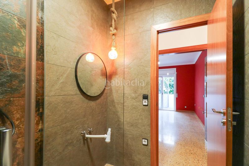Foto f0ce5758-2c77-4ad6-b0a6-1c7b64478027. Pis a Centre Viladecans