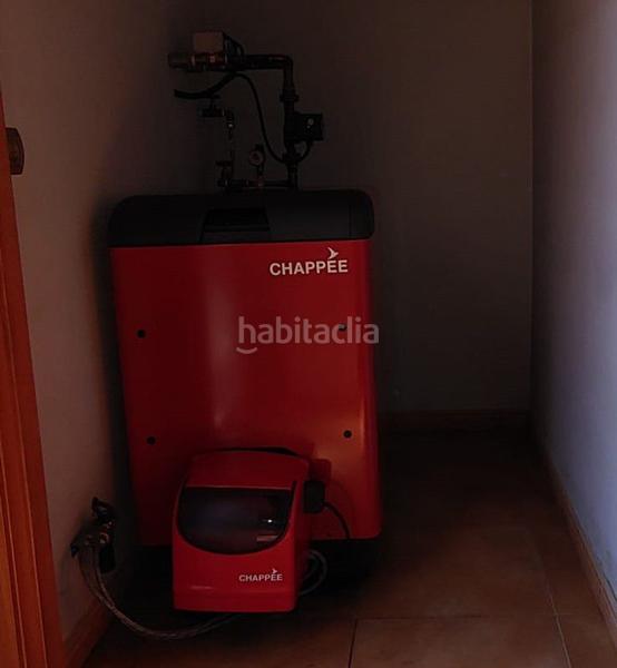 Foto 2ee45bbf-7afb-4c95-a102-157106c2dfa7. Haus mit heizung parking in Fontcoberta