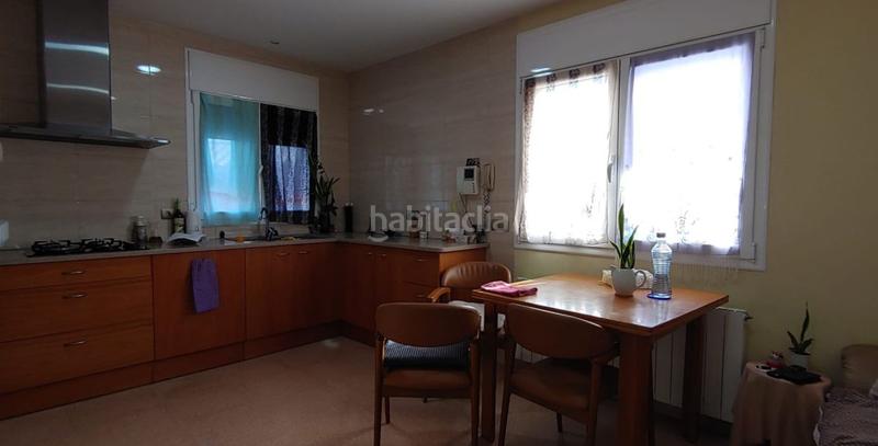 Foto 610f2417-1542-4e4b-b054-7ea381b77196. Haus mit heizung parking in Fontcoberta